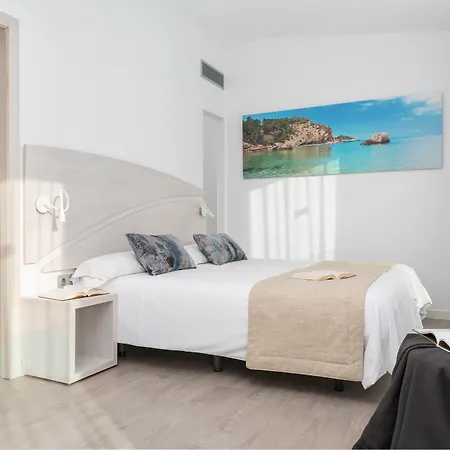 Llaut Boutique (adults Only) Отель 4*